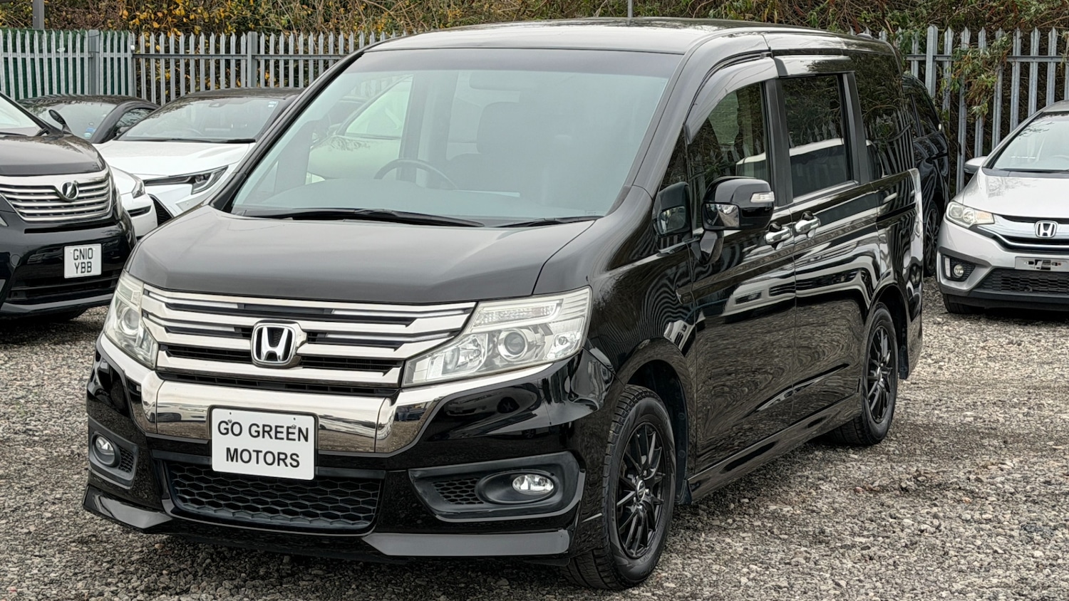 Used Honda Stepwagon 2014 for sale - 76906258: Photo 3