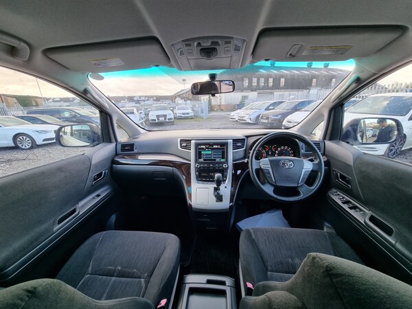 Used Toyota Alphard 2024 for sale - 70540948: Photo 17