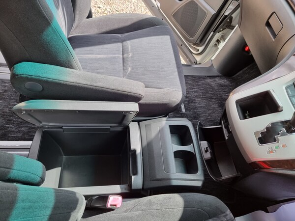Used Toyota Alphard 2024 for sale - 70540948: Photo 20
