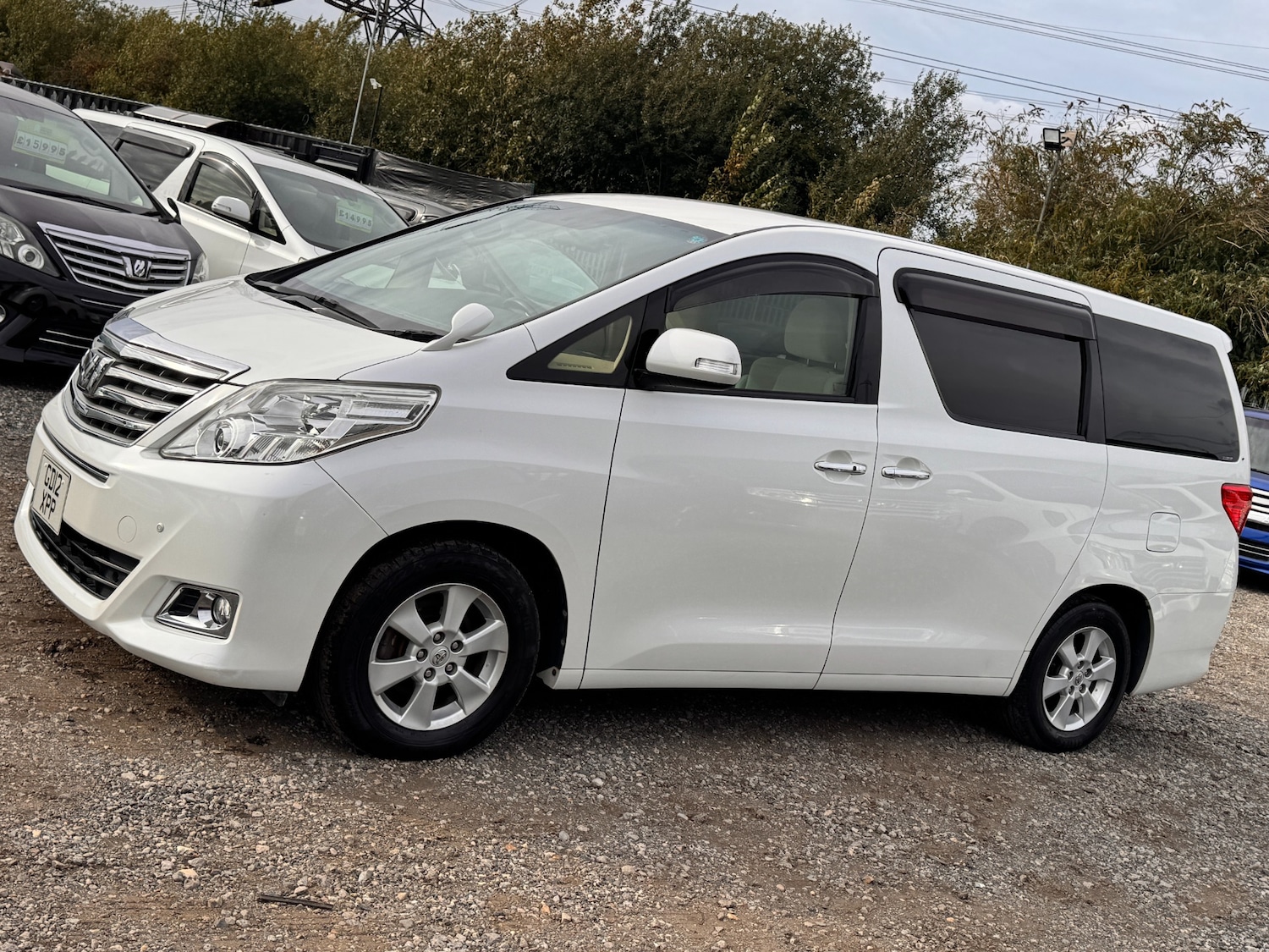 Used Toyota Alphard 2012 for sale - 76157464: Photo 2