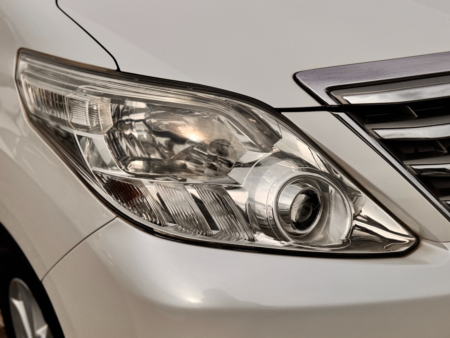 Used Toyota Alphard 2012 for sale - 76157464: Photo 8