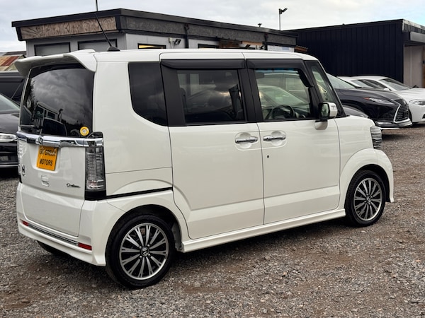 Used Honda N-Box 2015 for sale - 76289676: Photo 10