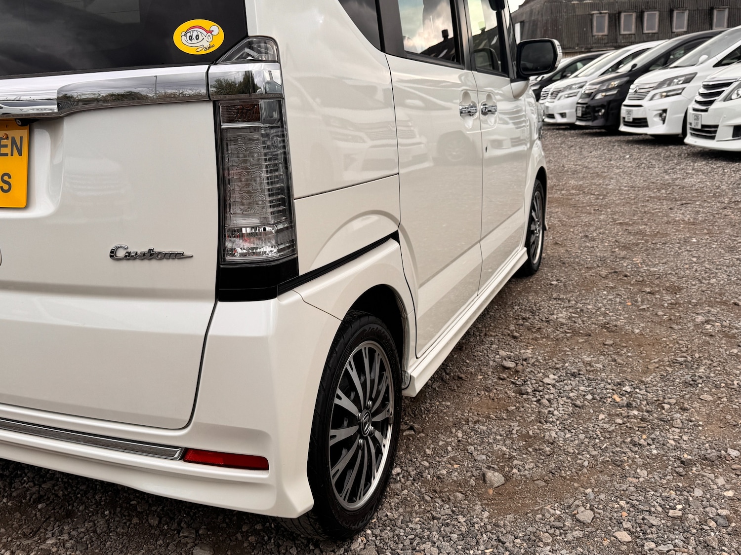 Used Honda N-Box 2015 for sale - 76289676: Photo 15