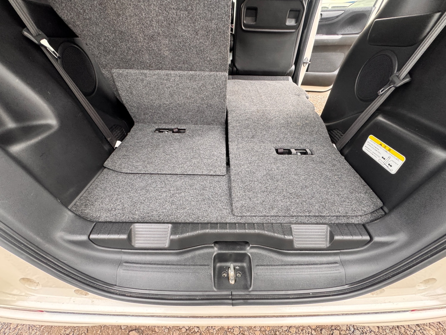 Used Honda N-Box 2015 for sale - 76289676: Photo 33