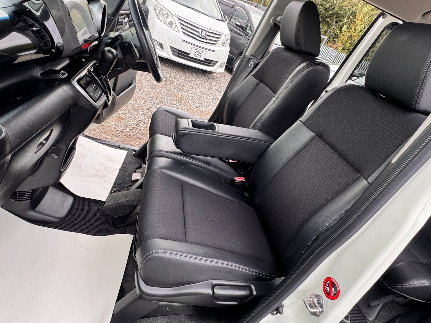 Used Honda N-Box 2015 for sale - 76289676: Photo 44