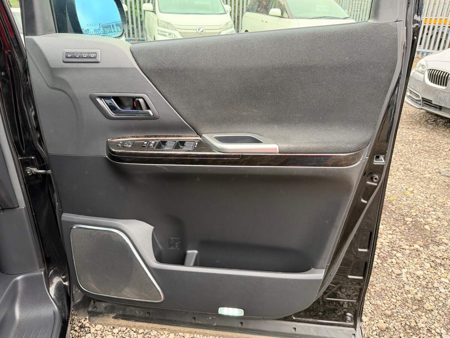 Used Toyota Alphard 2026 for sale - 77791216: Photo 30