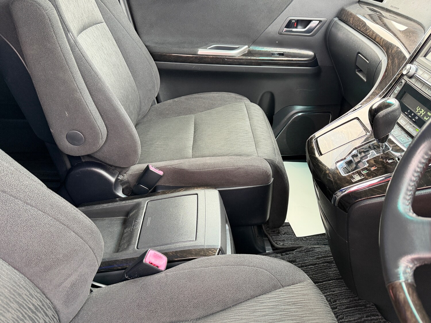 Used Toyota Alphard 2026 for sale - 77791216: Photo 37