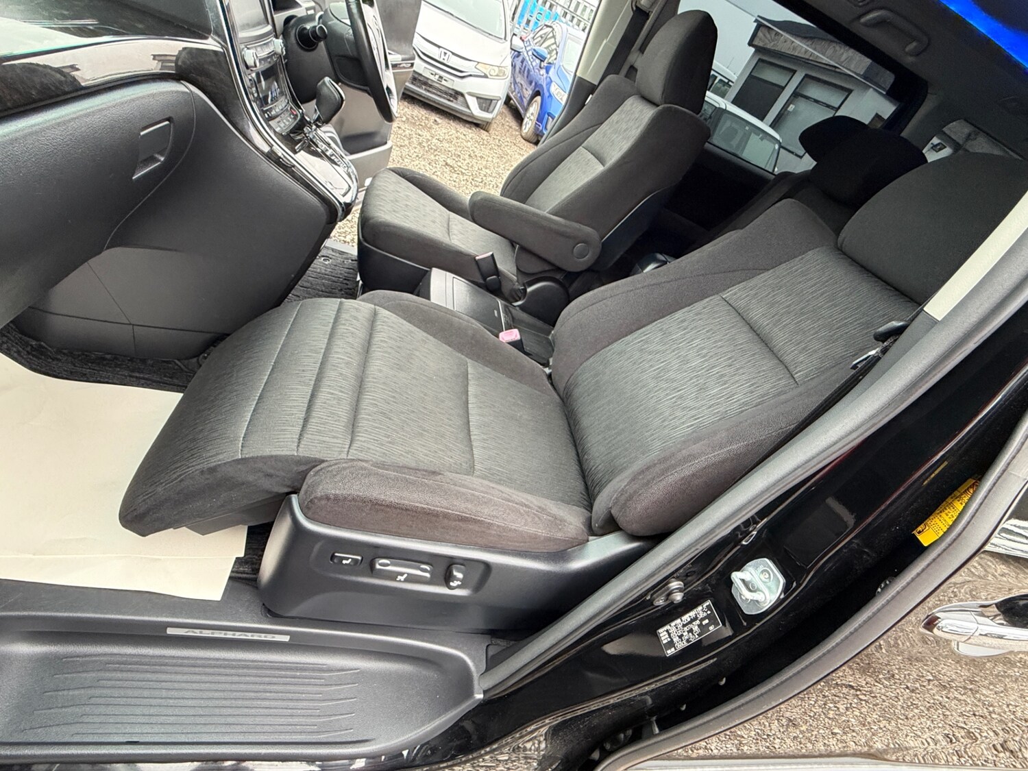 Used Toyota Alphard 2026 for sale - 77791216: Photo 56