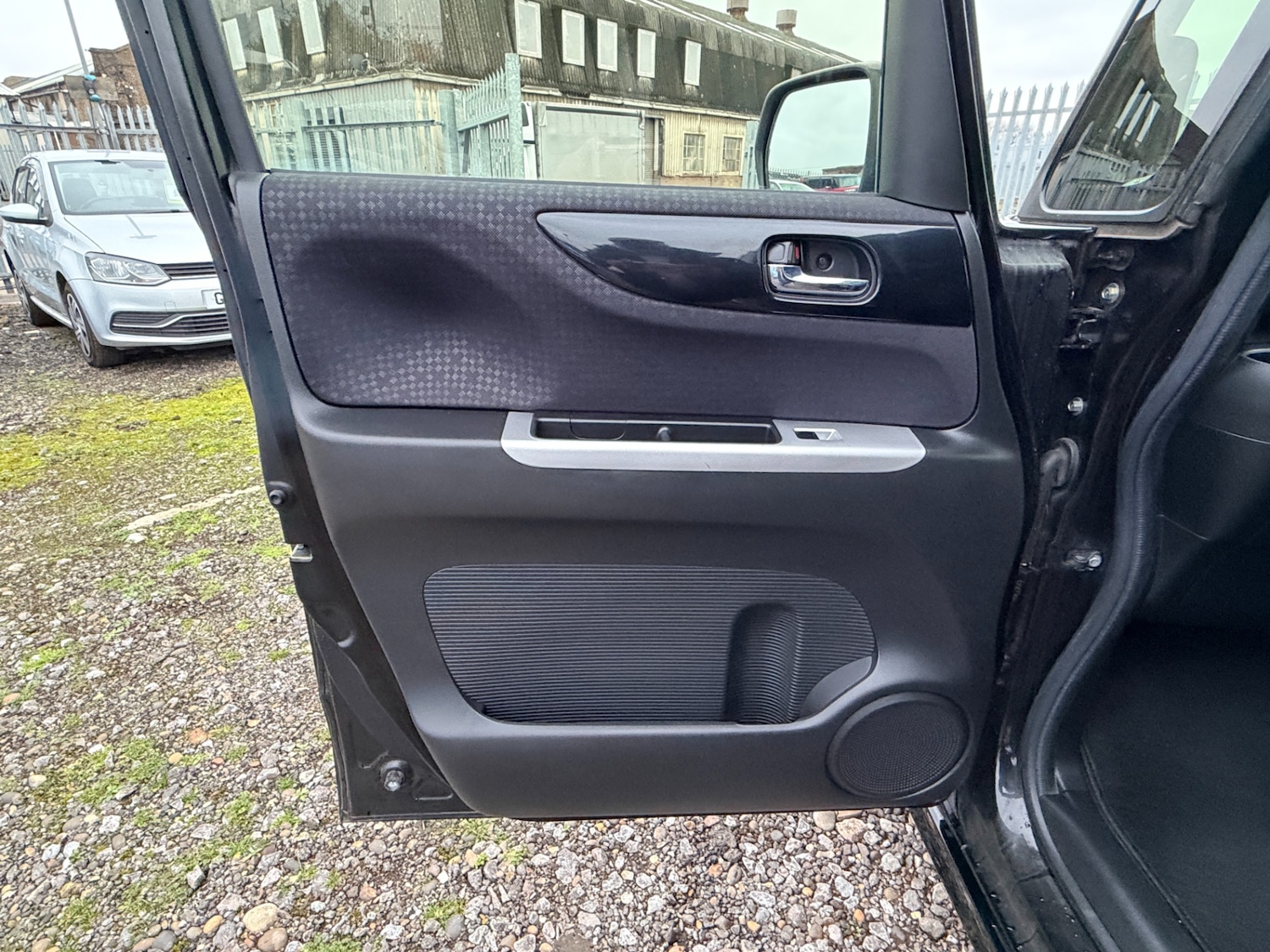 Used Honda N-Box 2015 for sale - 77034699: Photo 38