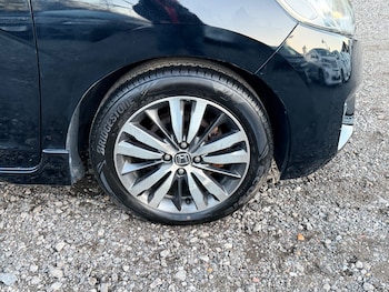 Used Honda Jazz 2014 for sale - 77640503: Photo