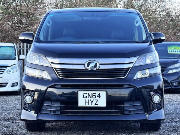 Used Toyota Vellfire 2025 for sale - 73746829: Photo 2