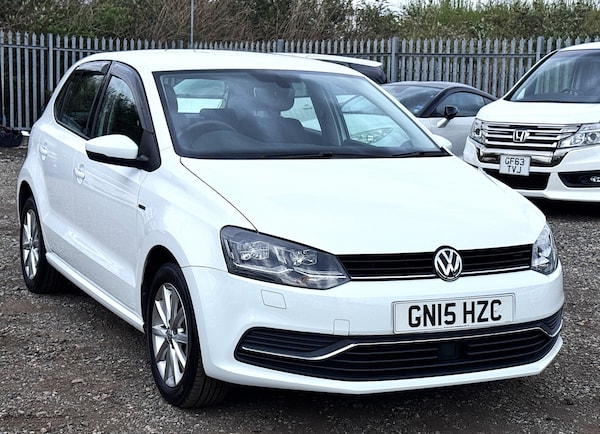 Used Volkswagen Polo 2015 for sale - 74366729: Photo 1
