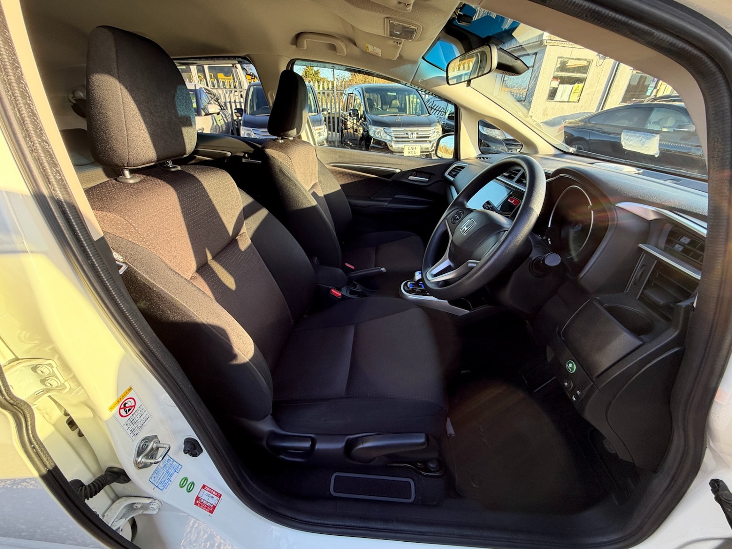 Used Honda Jazz 2014 for sale - 77070848: Photo 7