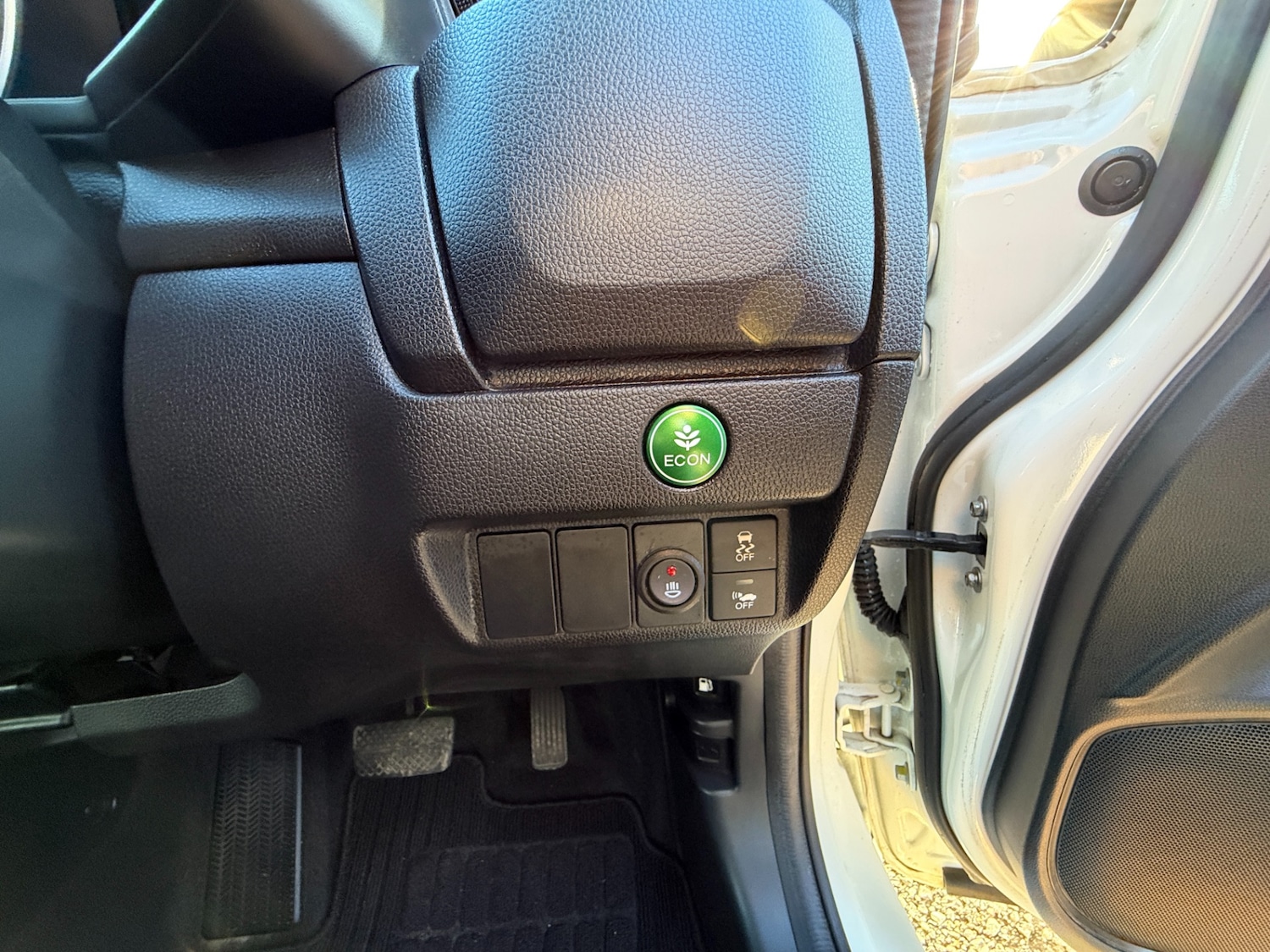 Used Honda Jazz 2014 for sale - 77070848: Photo 8