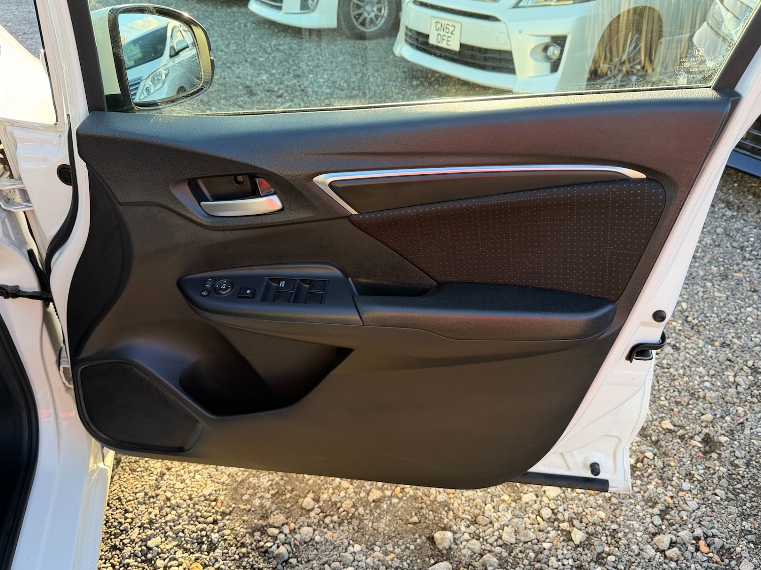 Used Honda Jazz 2014 for sale - 77070848: Photo 9