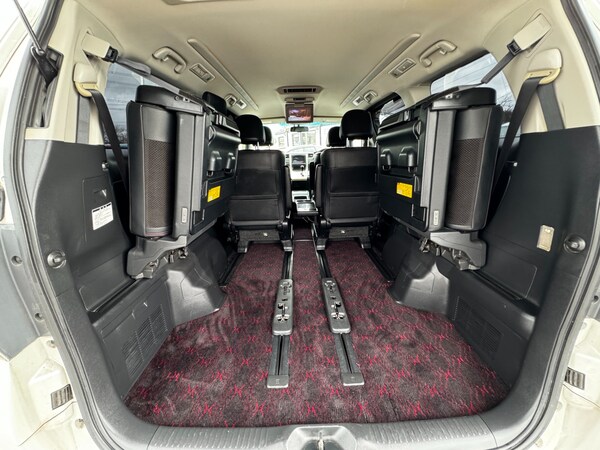 Used Toyota Vellfire 2012 for sale - 70361220: Photo 12