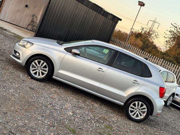 Used Volkswagen Polo 2016 for sale - 76157110: Photo 3