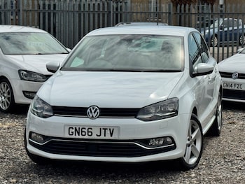 Used Volkswagen Polo 2016 for sale - 75193140: Photo