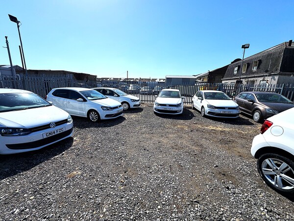 Used Volkswagen Polo for sale - 74670805: Photo 6