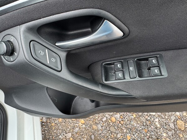 Used Volkswagen Polo for sale - 74670805: Photo 9