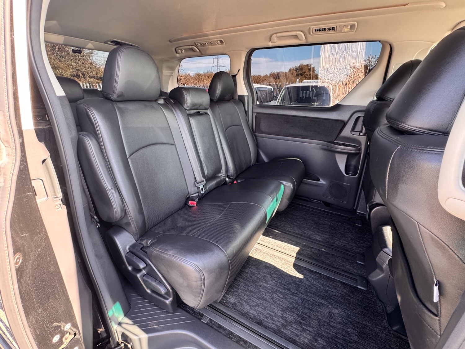 Used Toyota Alphard 2013 for sale - 76114676: Photo 34