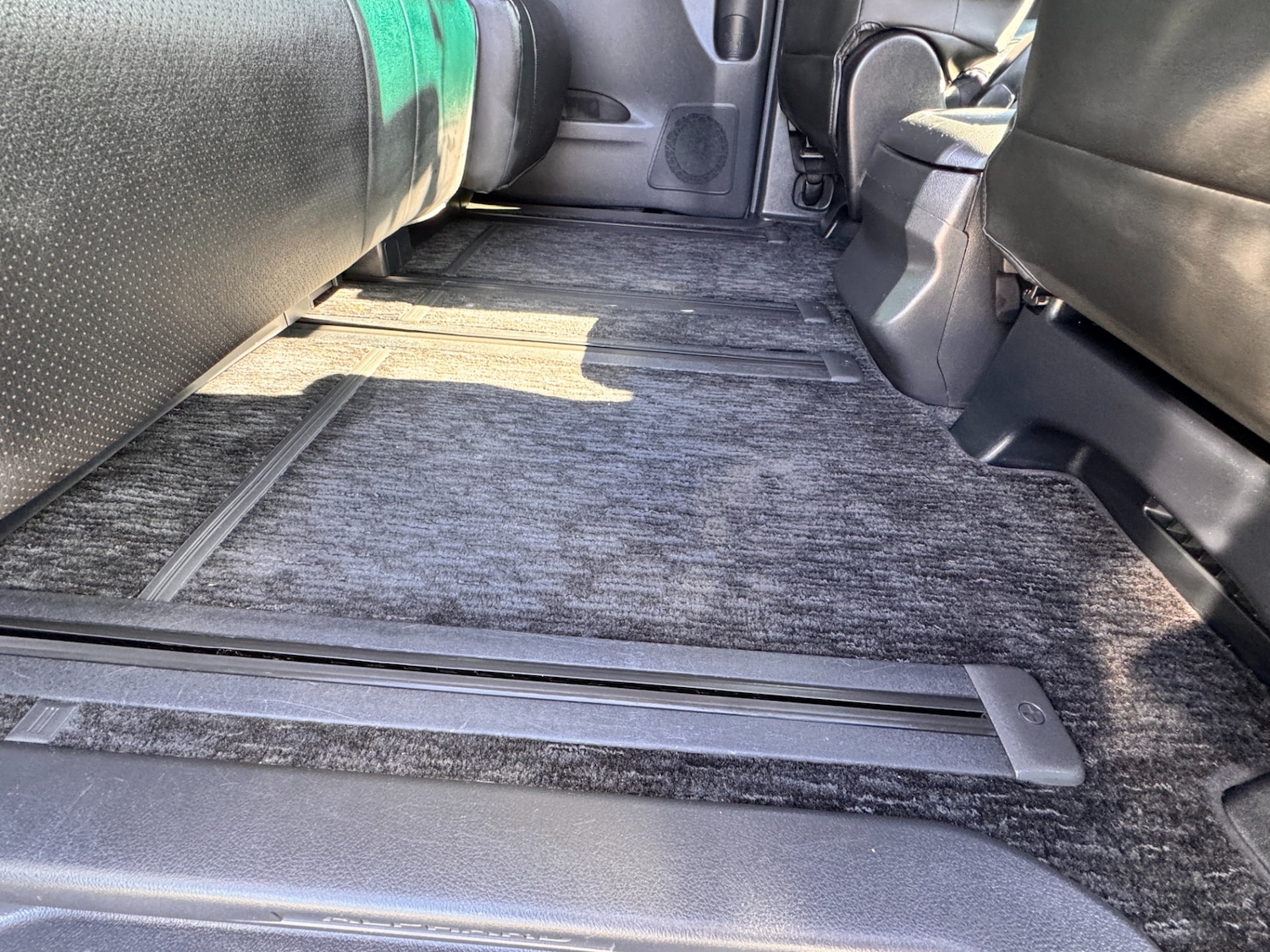 Used Toyota Alphard 2013 for sale - 76114676: Photo 35