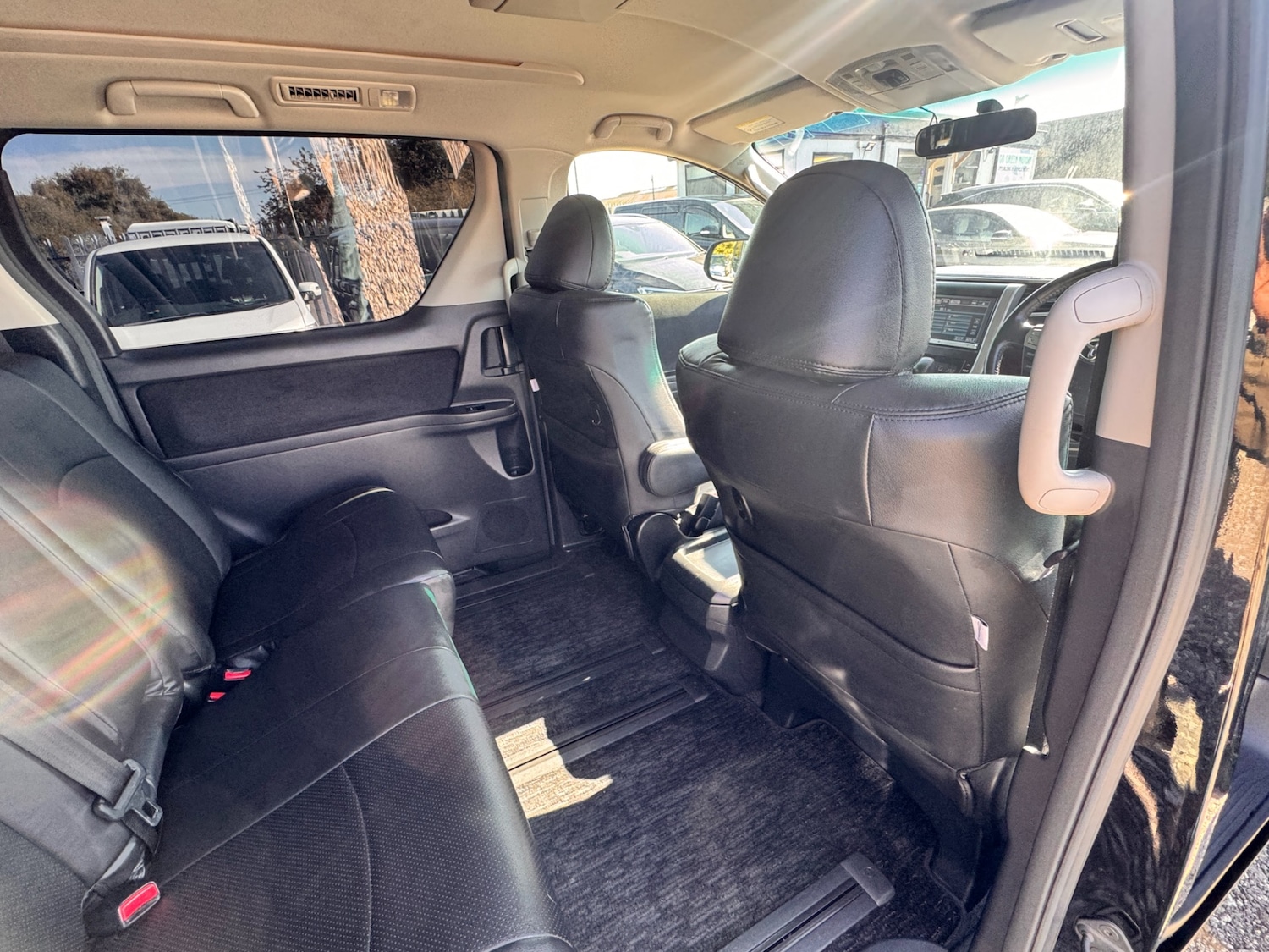 Used Toyota Alphard 2013 for sale - 76114676: Photo 36