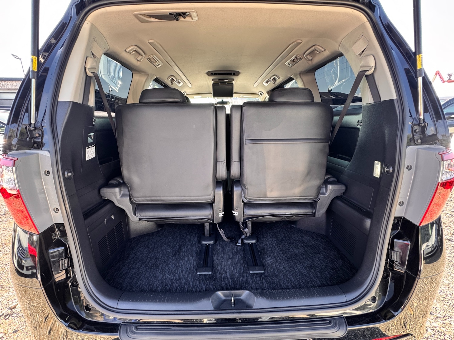 Used Toyota Alphard 2013 for sale - 76114676: Photo 42