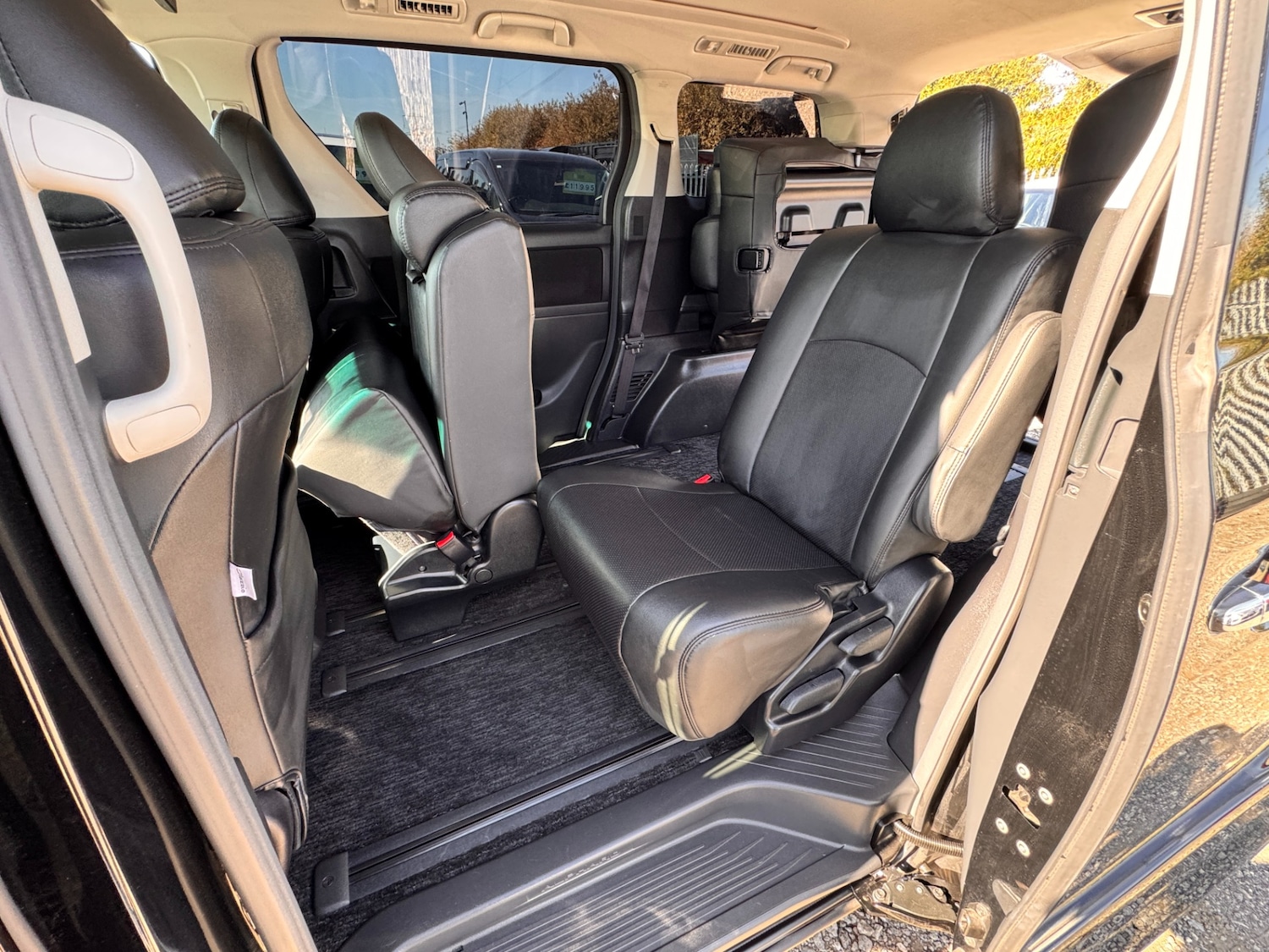 Used Toyota Alphard 2013 for sale - 76114676: Photo 50