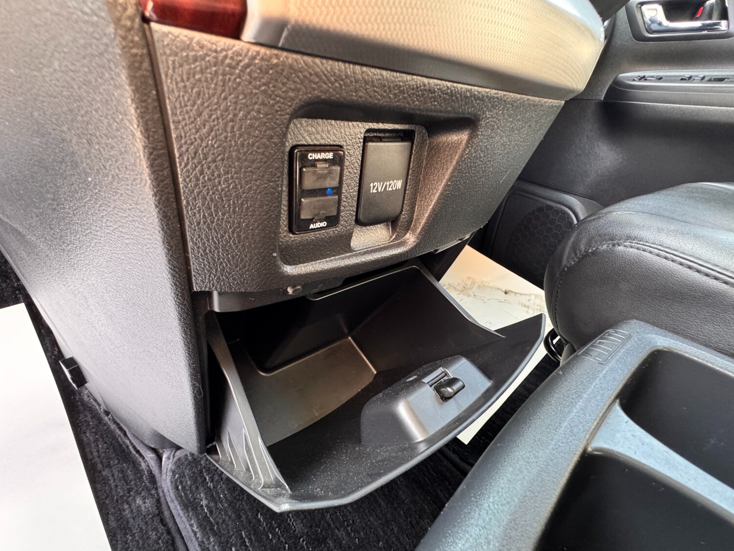 Used Toyota Alphard 2013 for sale - 76114676: Photo 58