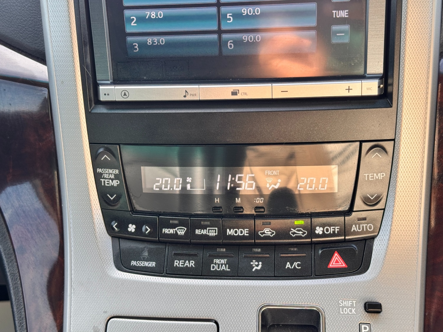 Used Toyota Alphard 2013 for sale - 76114676: Photo 64