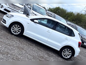 Used Volkswagen Polo 2015 for sale - 78484734: Photo