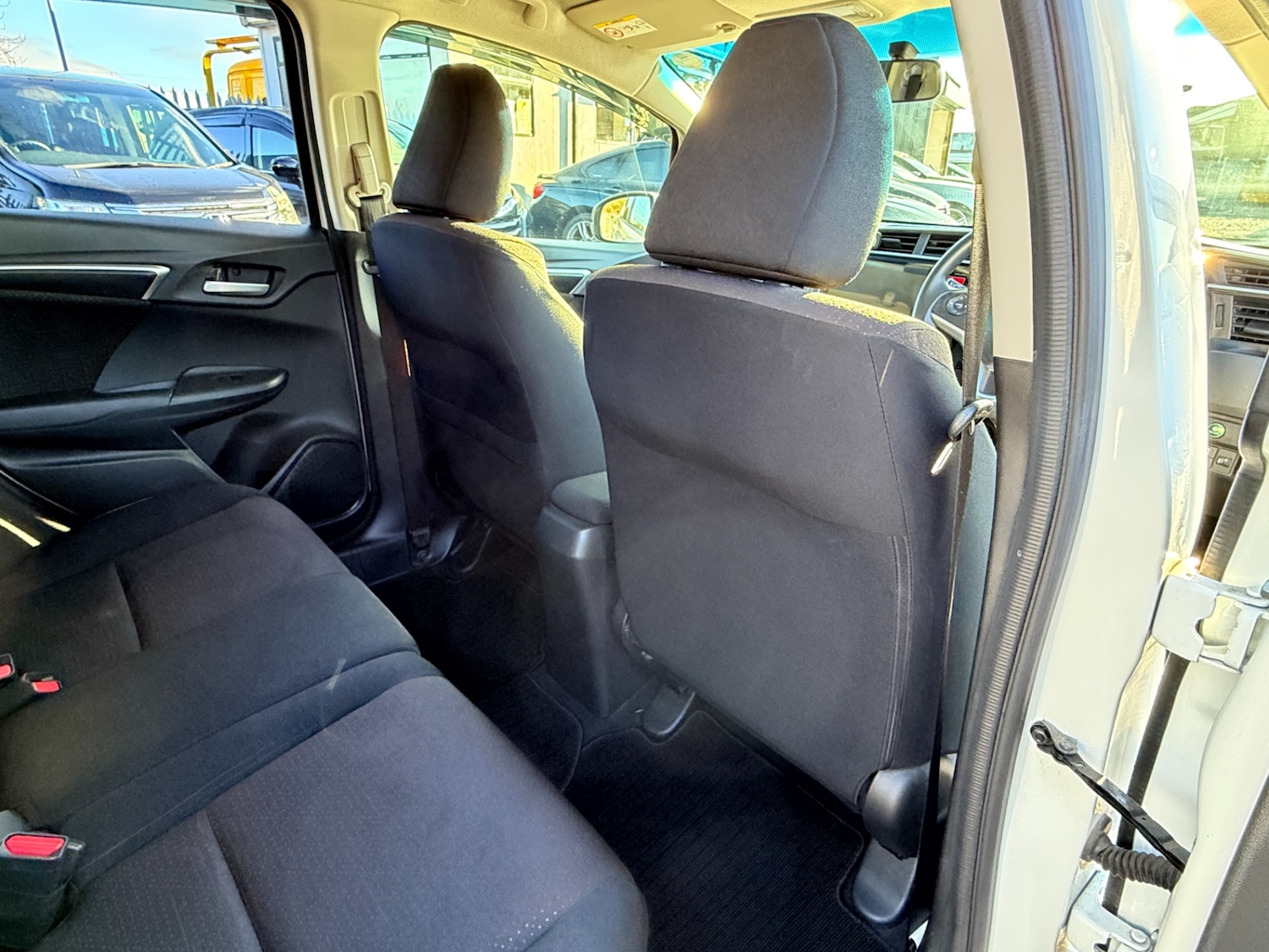 Used Honda Jazz 2015 for sale - 77094329: Photo 16