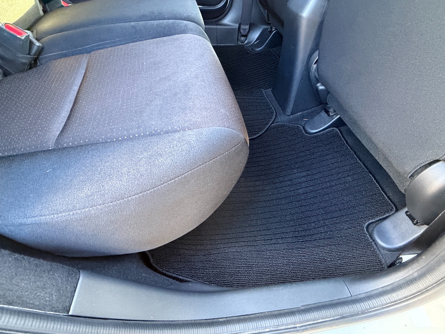 Used Honda Jazz 2015 for sale - 77094329: Photo 48