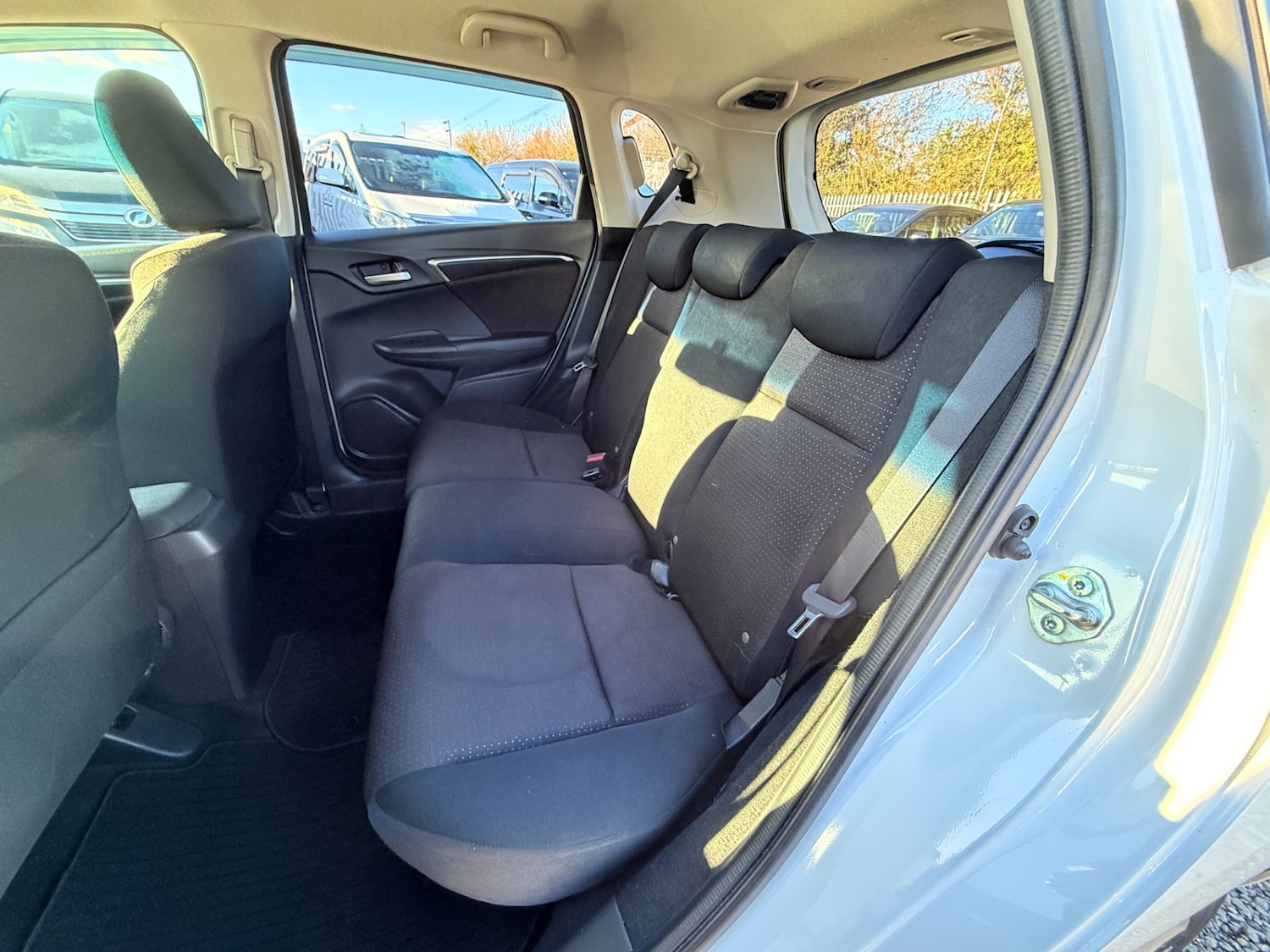 Used Honda Jazz 2015 for sale - 77094329: Photo 60