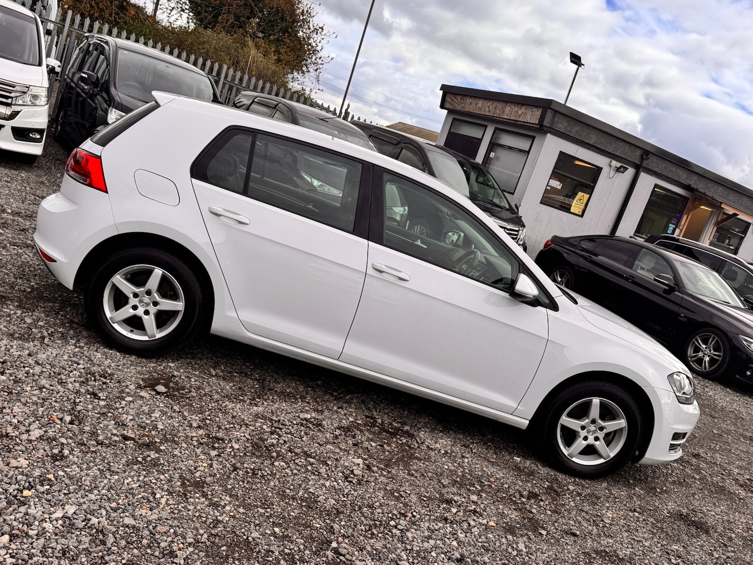 Used Volkswagen Golf 2014 for sale - 76332319: Photo 11