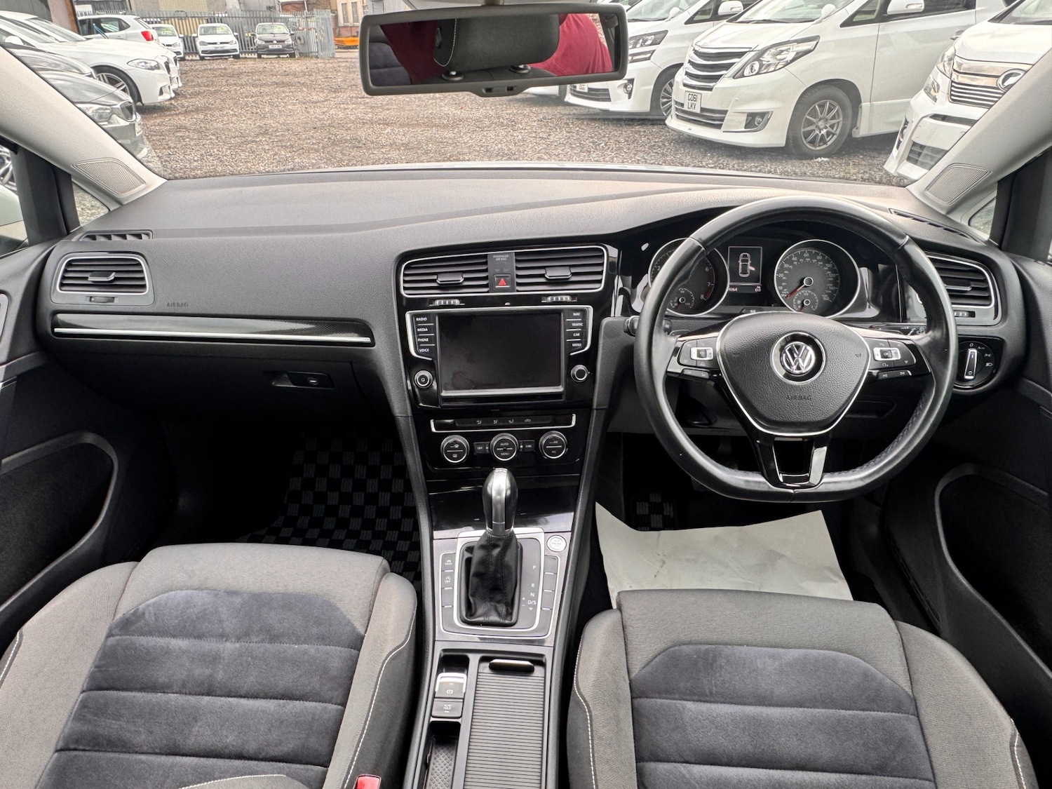 Used Volkswagen Golf 2014 for sale - 76332319: Photo 28