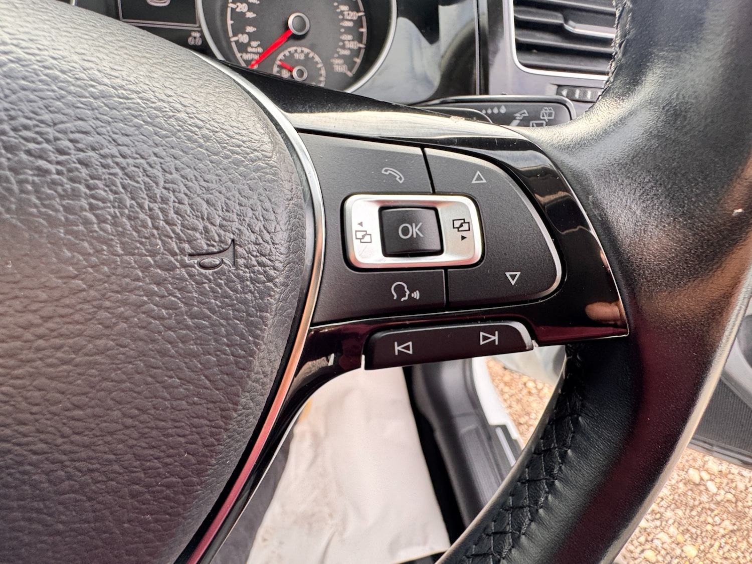 Used Volkswagen Golf 2014 for sale - 76332319: Photo 51