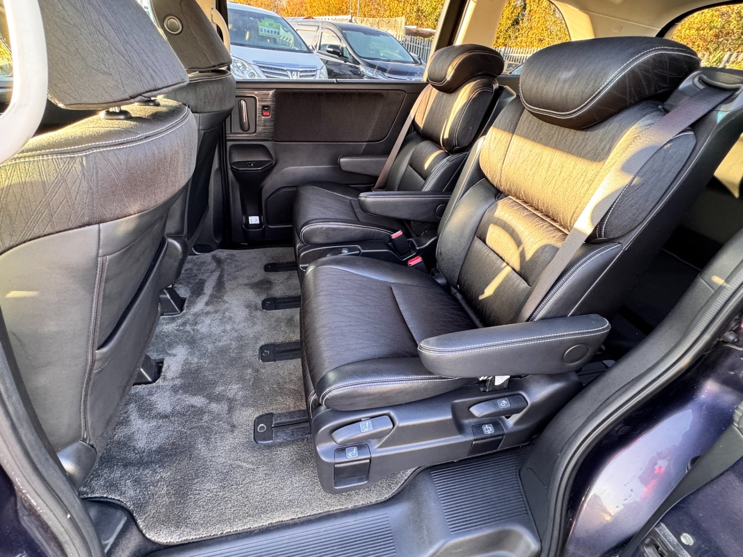 Used Honda Odyssey 2015 for sale - 76906125: Photo 18