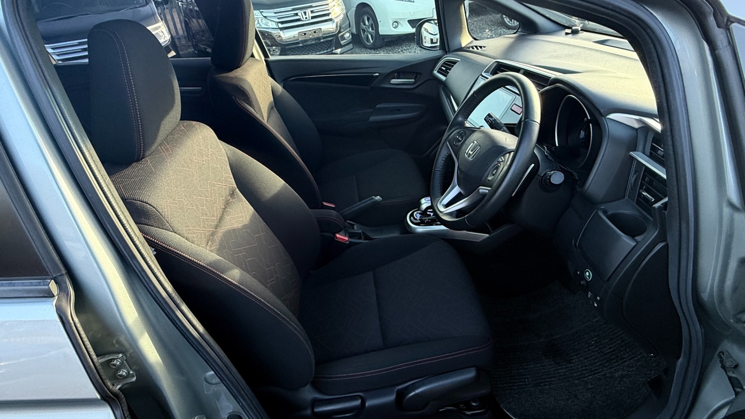 Used Honda Jazz 2015 for sale - 76906374: Photo 12