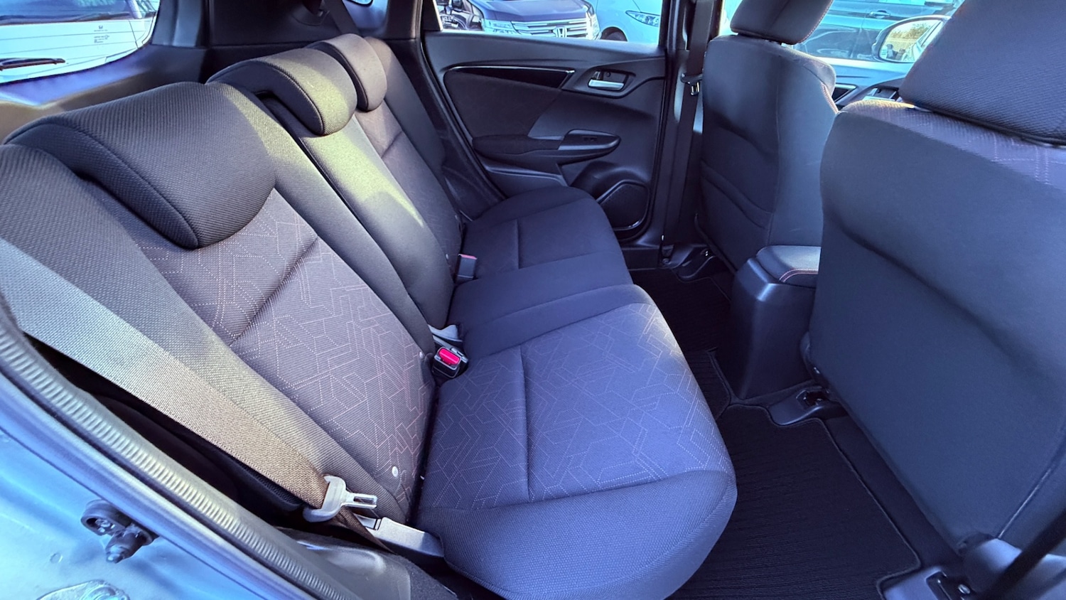 Used Honda Jazz 2015 for sale - 76906374: Photo 14