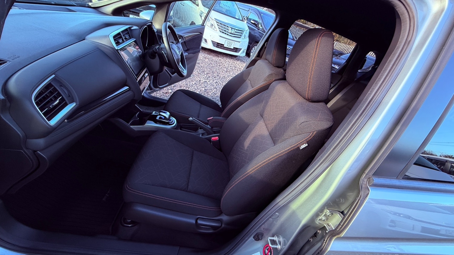 Used Honda Jazz 2015 for sale - 76906374: Photo 15