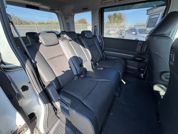 Used Honda Stepwagon 2014 for sale - 74264022: Photo 16