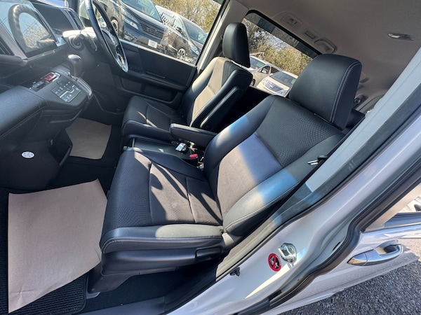 Used Honda Stepwagon 2014 for sale - 74264022: Photo 19