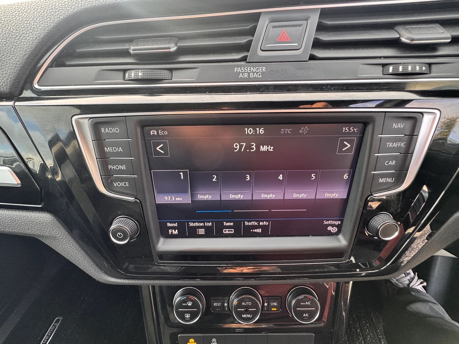 Used Volkswagen Touran 2016 for sale - 77179967: Photo 23