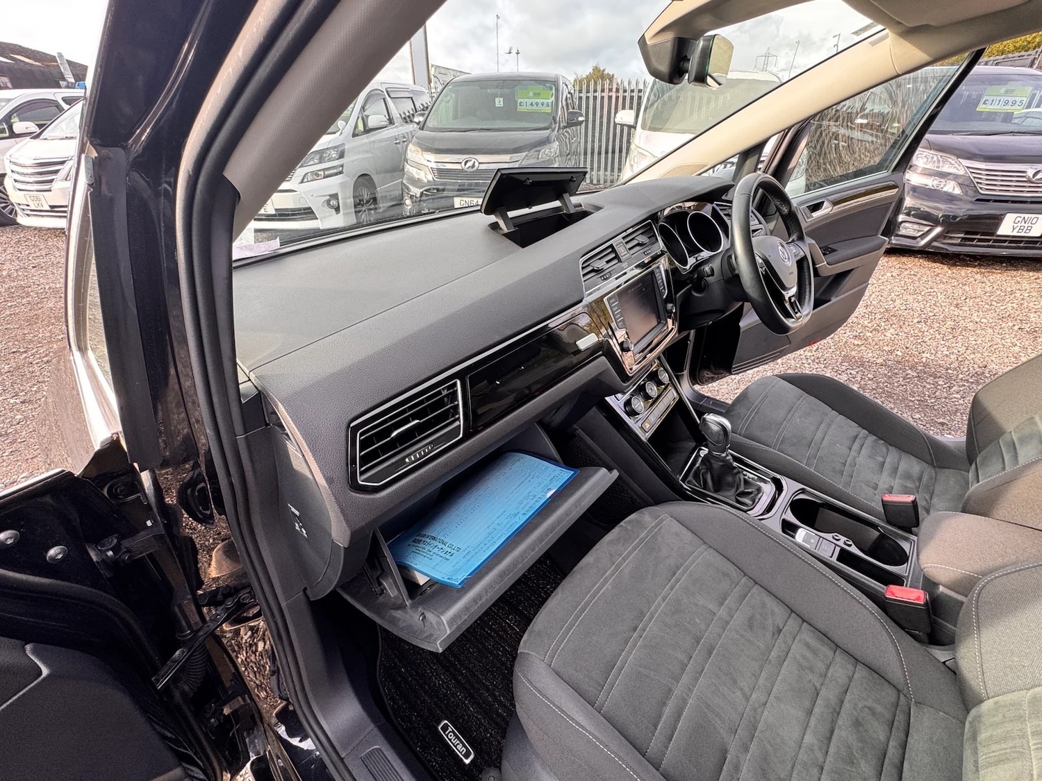 Used Volkswagen Touran 2016 for sale - 77179967: Photo 26