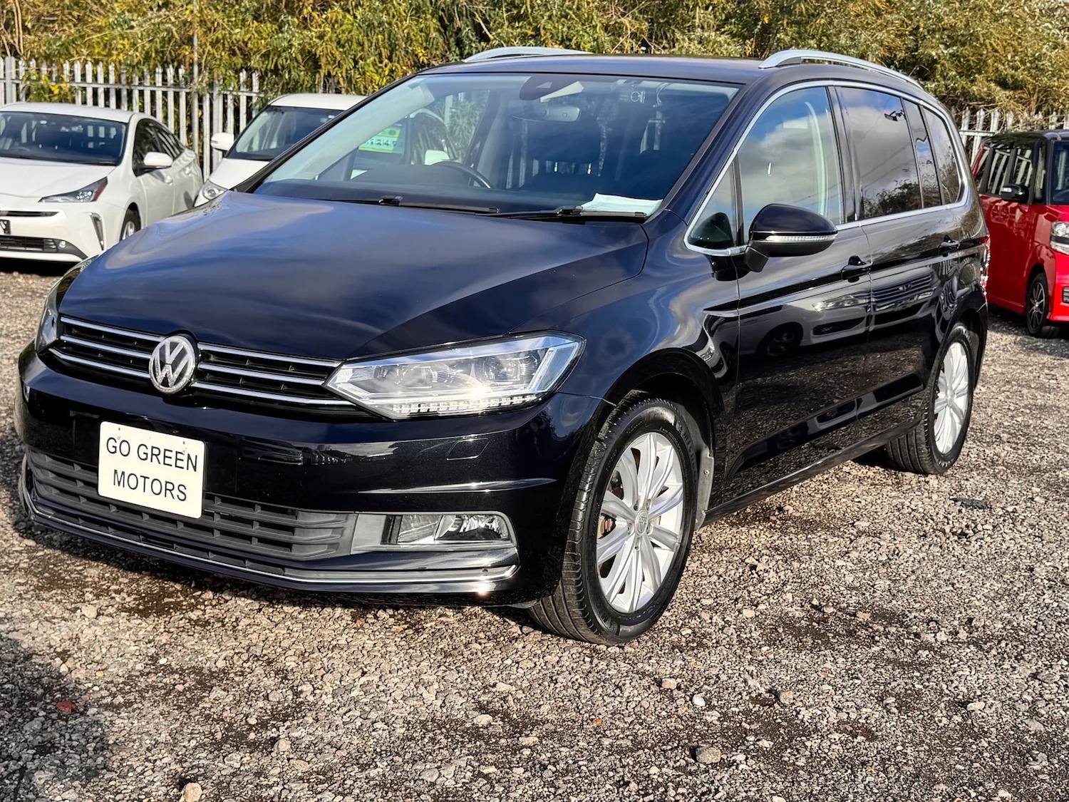 Used Volkswagen Touran 2016 for sale - 77179967: Photo 3