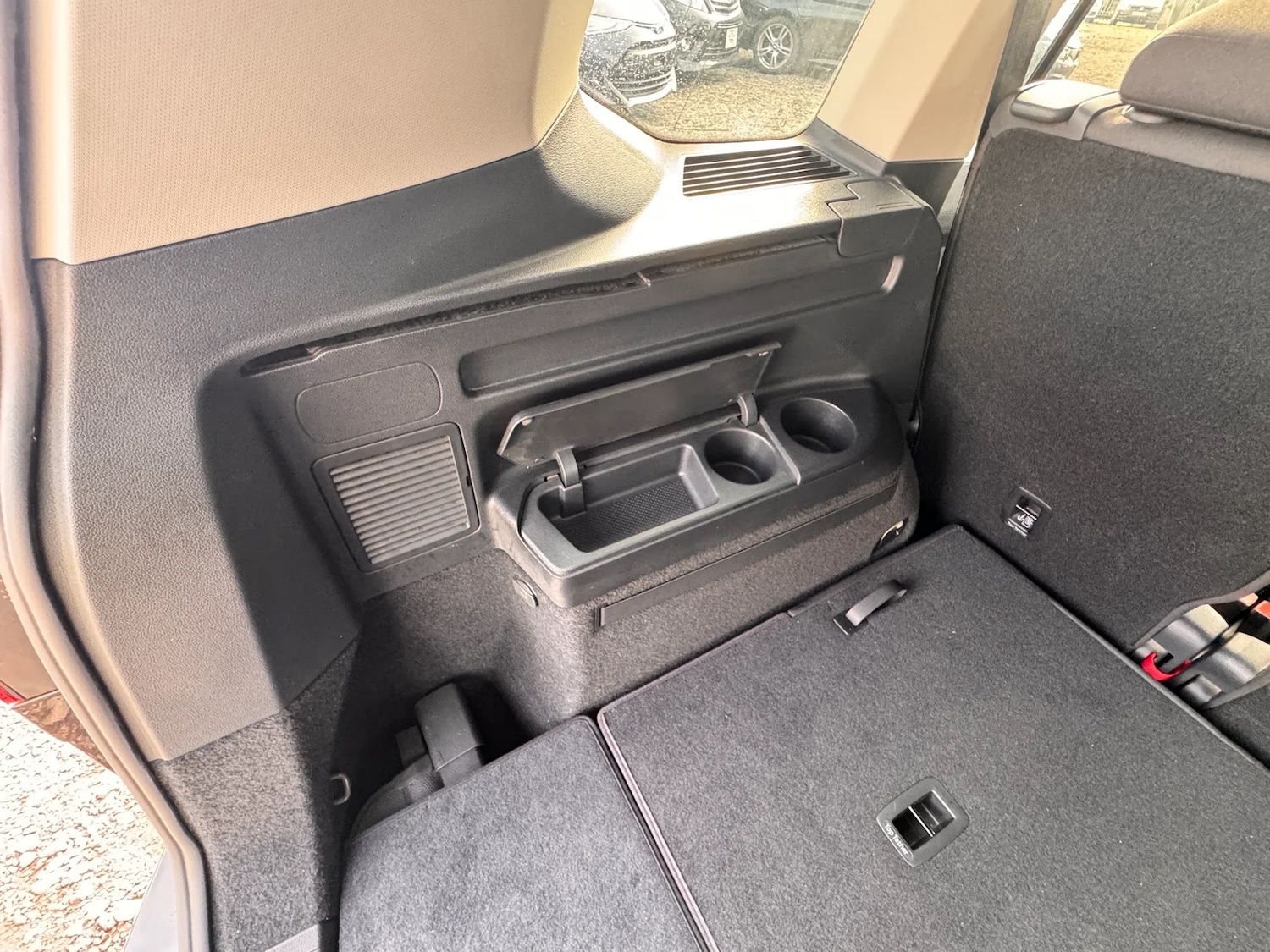 Used Volkswagen Touran 2016 for sale - 77179967: Photo 34