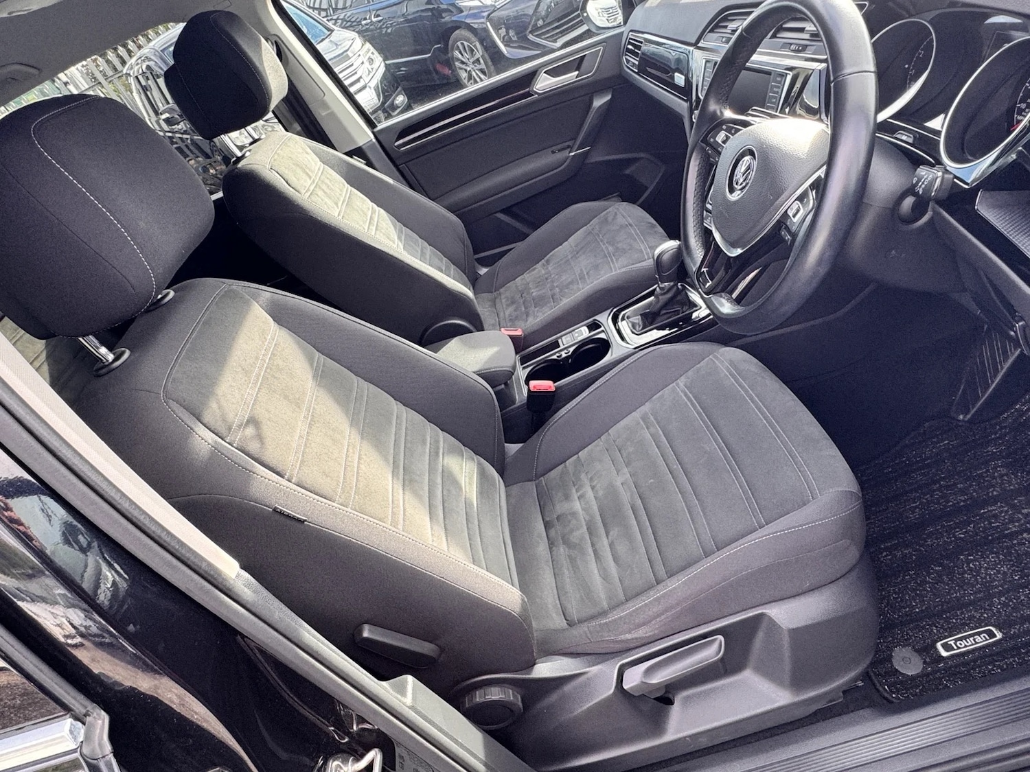 Used Volkswagen Touran 2016 for sale - 77179967: Photo 45