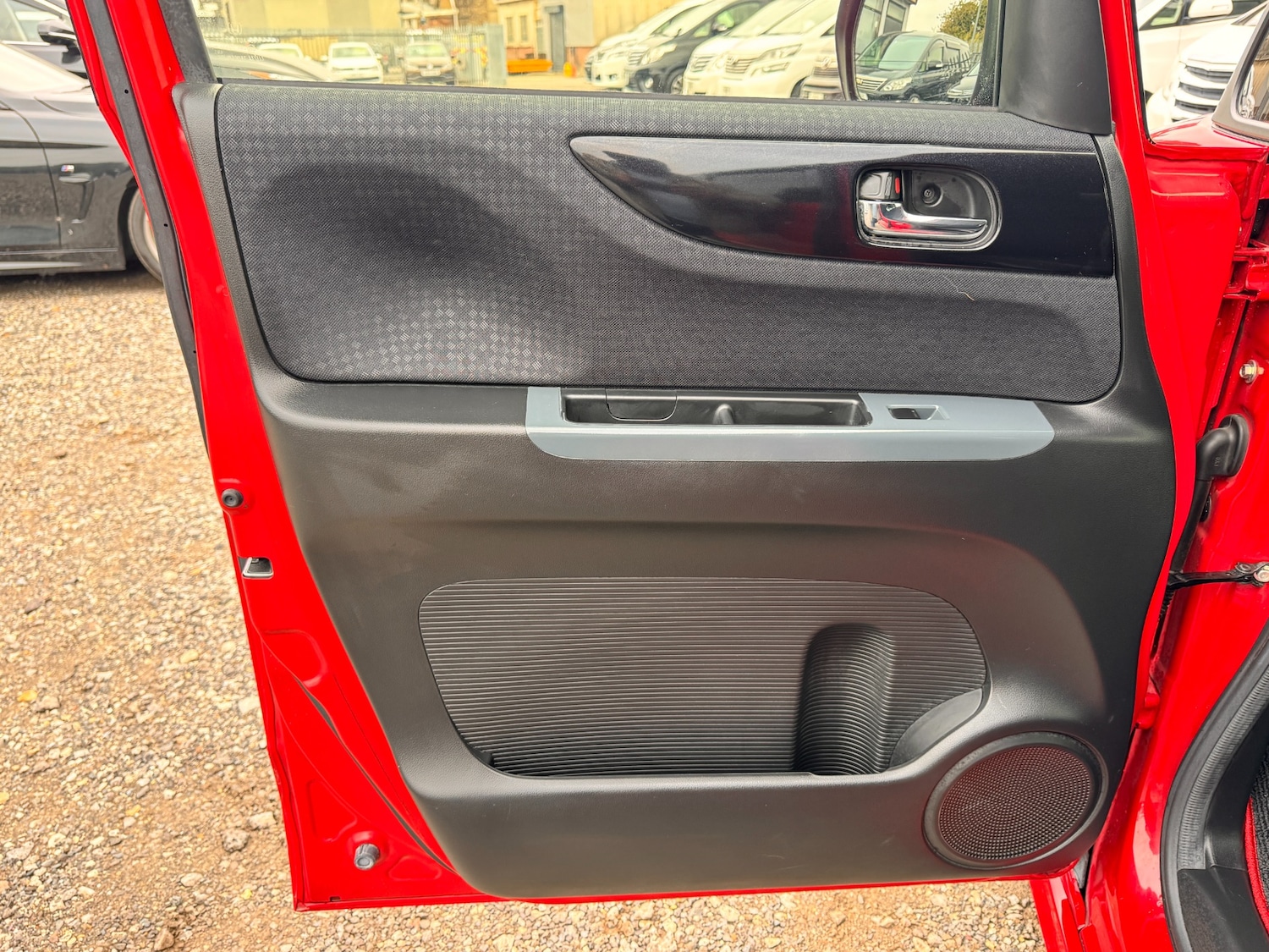 Used Honda N-Box 2015 for sale - 76265829: Photo 17